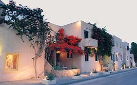 Delmar Apartments & Suites